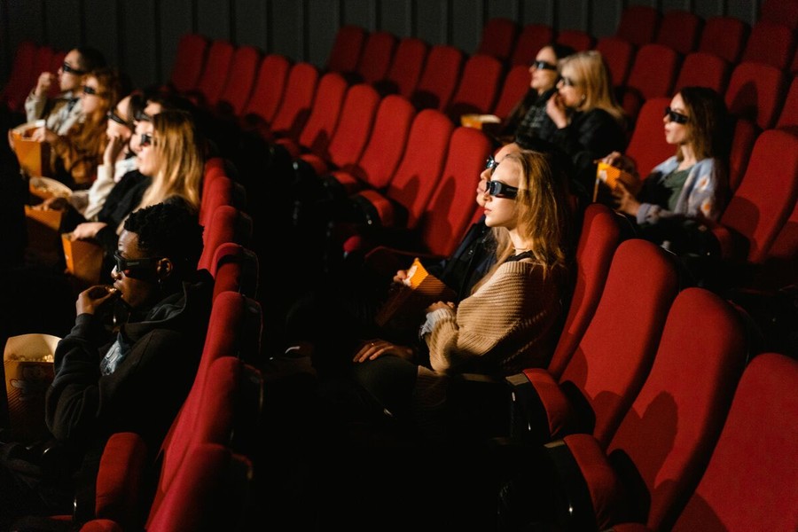 Incontri del cinema d'Essai: a Lucca l'industry si interroga sul futuro delle sale e del pubblico. Incontri del cinema d'Essai: a Lucca l'industry si interroga sul futuro delle sale e del pubblico.