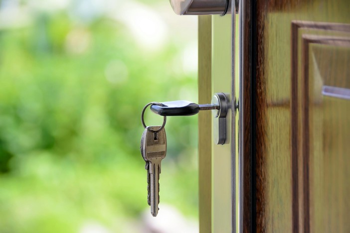 Bologna: mercato immobiliare 2023,compravendite in calo e prezzi in leggero aumento Bologna: mercato immobiliare 2023,compravendite in calo e prezzi in leggero aumento