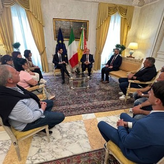 Strage di Monreale, a un anno dalla morte dei tre giovani Schifani incontra i familiari: “Vicinanza costante e affettuosa”