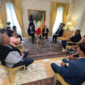 Strage di Monreale, a un anno dalla morte dei tre giovani Schifani incontra i familiari: “Vicinanza costante e affettuosa”