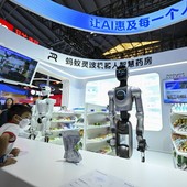 Cina, innovazione e industria trainano l’export dei prodotti IA