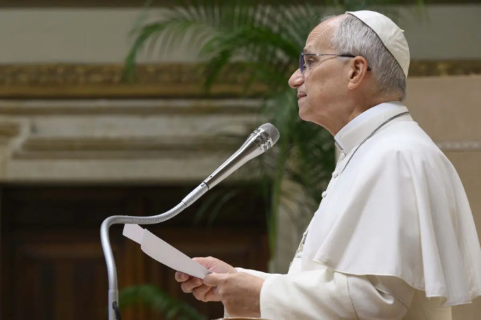 Papa “La pace deve guidare la sorte dei popoli e dell’intera umanità” Papa “La pace deve guidare la sorte dei popoli e dell’intera umanità”