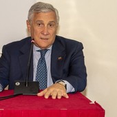 Tajani “Crescita salari e diritti lavoratori vanno di pari passo” Tajani “Crescita salari e diritti lavoratori vanno di pari passo”