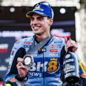 Aldeguer vince in Indonesia, infortunio alla clavicola per Marc Marquez