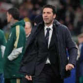 Anche Buffon rassegna le dimissioni “L’obiettivo era il Mondiale” Anche Buffon rassegna le dimissioni “L’obiettivo era il Mondiale”