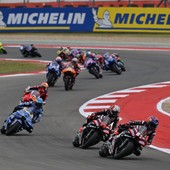 Bezzecchi vince anche ad Austin, doppietta Aprilia con Martin secondo