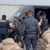 Sequestrata una tonnellata di cocaina nel reggino