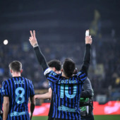 L’Inter vince anche a Cremona, 2-0 con Lautaro e Zielinski L’Inter vince anche a Cremona, 2-0 con Lautaro e Zielinski