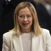 Meloni “Consentire a ogni donna di esprimere pienamente il proprio valore” Meloni “Consentire a ogni donna di esprimere pienamente il proprio valore”