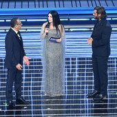 Da Tiziano Ferro a Can Yaman, al via Sanremo con omaggio a Baudo