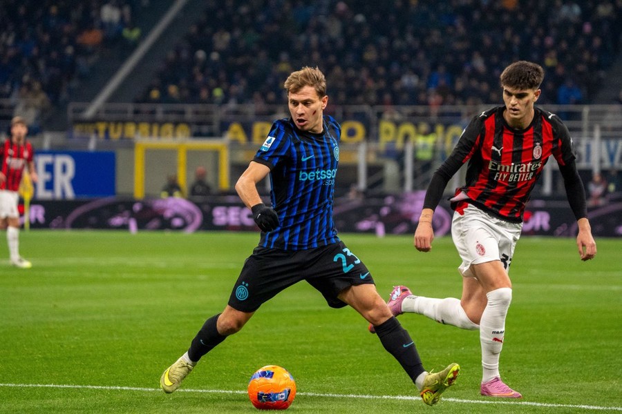 Dimarco e Nkunku, a Perth finisce 1-1 il derby Milan-Inter Dimarco e Nkunku, a Perth finisce 1-1 il derby Milan-Inter