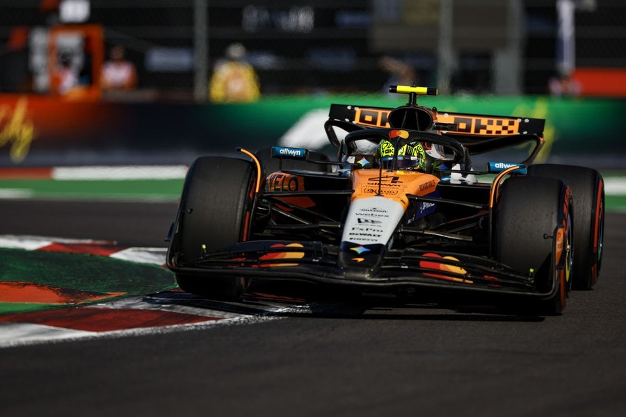 Norris in pole in Messico davanti a Leclerc e Hamilton Norris in pole in Messico davanti a Leclerc e Hamilton