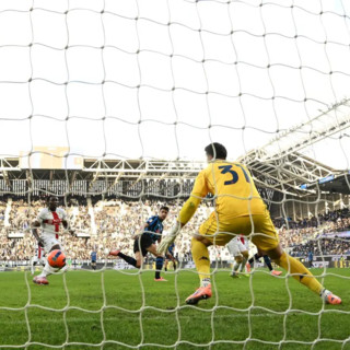 Poker Atalanta sul Genoa, la Dea raggiunge la Juve ai quarti di Coppa