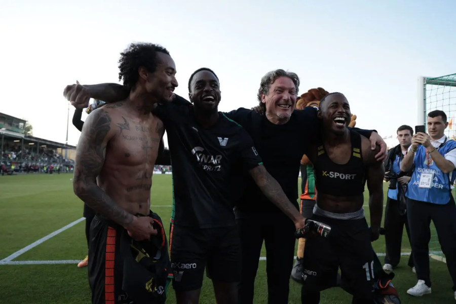 Basta un pari contro lo Spezia, il Venezia torna in serie A