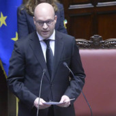 Fontana visita il carcere di Rebibbia “Grato alla polizia penitenziaria”