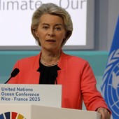 Von der Leyen annuncia un miliardo di euro per economia costiera
