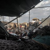 Su radio e tv italiane si parla di guerra ogni 3 minuti