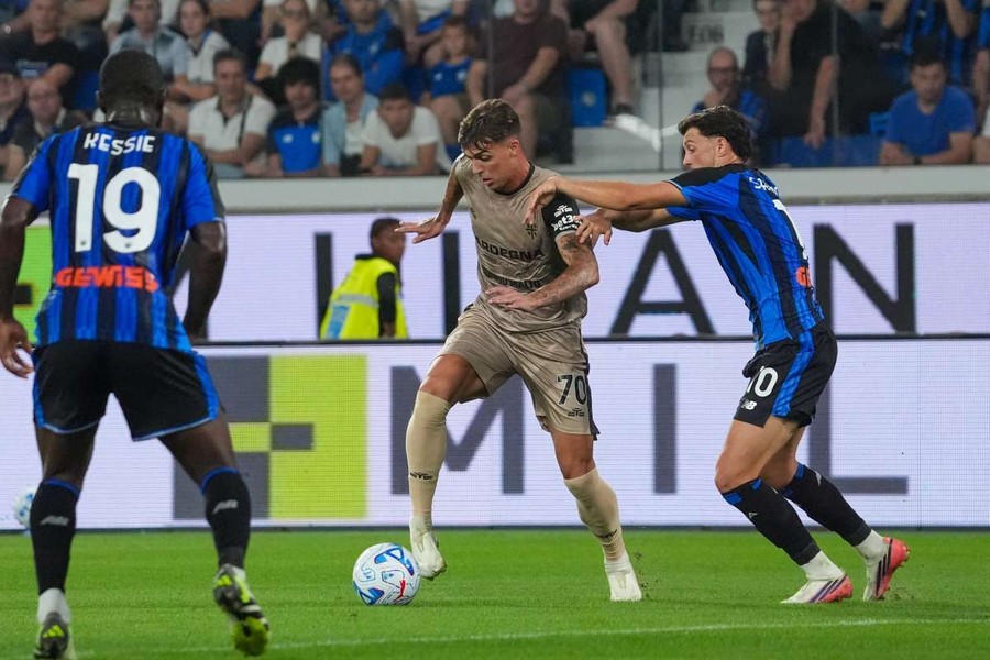 Cagliari corsaro a Bergamo, Atalanta sconfitta per 2-1