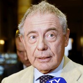 Urso “Adeguare subito prezzi carburanti, ho convocato le compagnie per domani”