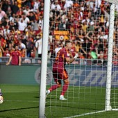 Dovbyk e Soulè piegano un buon Verona, sorride la Roma Dovbyk e Soulè piegano un buon Verona, sorride la Roma