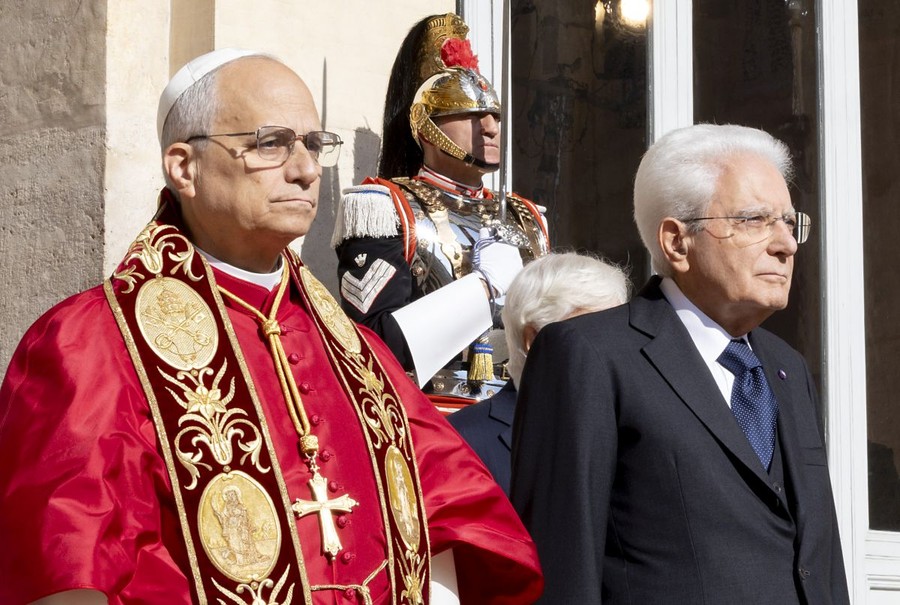 Il Papa al Quirinale “Tempi di grave sofferenza, impegno per la pace”