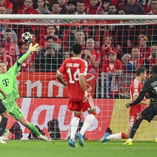 Psg in finale con l’Arsenal: Dembèlè illude, Kane pareggia ma non basta