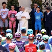 A Roma trionfa Kooij, Simon Yates vince il Giro2025