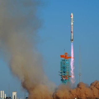La Cina lancia Zhuque-3 e realizza il primo recupero a terra di un razzo