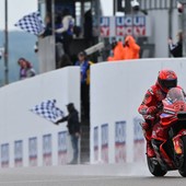 Al Sachsenring vince Marc Marquez, preceduti Alex e Bagnaia