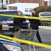 Sparatoria a scuola in Oregon, uccisi tre bambini e ucciso anche l’attentatore Sparatoria a scuola in Oregon, uccisi tre bambini e ucciso anche l’attentatore