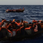 Immigrazione clandestina, fermati a Catania 4 scafisti sudanesi