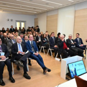 “Energie per il futuro dell’export”, nel roadshow di Sace coinvolte 400 imprese “Energie per il futuro dell’export”, nel roadshow di Sace coinvolte 400 imprese
