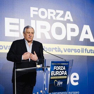 Dazi, Tajani “Niente panico, evitare di reagire con ritorsioni a catena”