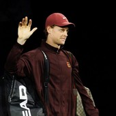 Sinner ai quarti a Parigi, Sonego si arrende a Medvedev Sinner ai quarti a Parigi, Sonego si arrende a Medvedev