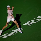 Sinner e Paolini agli ottavi di Indian Wells, Cobolli eliminato Sinner e Paolini agli ottavi di Indian Wells, Cobolli eliminato