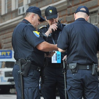 Traffico di migranti, 9 arresti tra Bosnia e Croazia sulla rotta balcanica