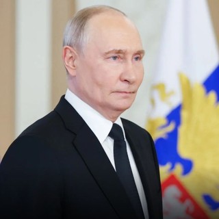 Putin ordina stop attacchi su Kiev per tre giorni