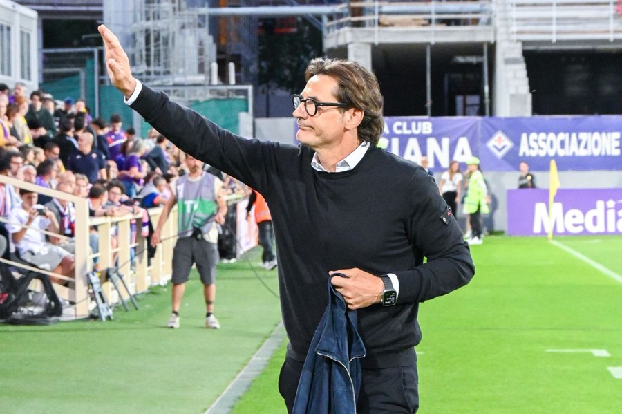 Ufficiale, Paolo Vanoli è il nuovo allenatore della Fiorentina Ufficiale, Paolo Vanoli è il nuovo allenatore della Fiorentina