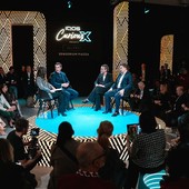 Milano Design Week, IQOS e Seletti reinventano la piazza
