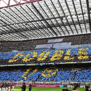 L’Inter festeggia il double, a San Siro 1-1 col Verona