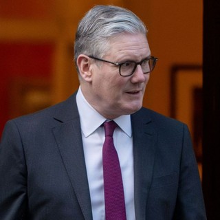 Regno Unito, batosta per i labour alle amministrative ma Starmer “va avanti”