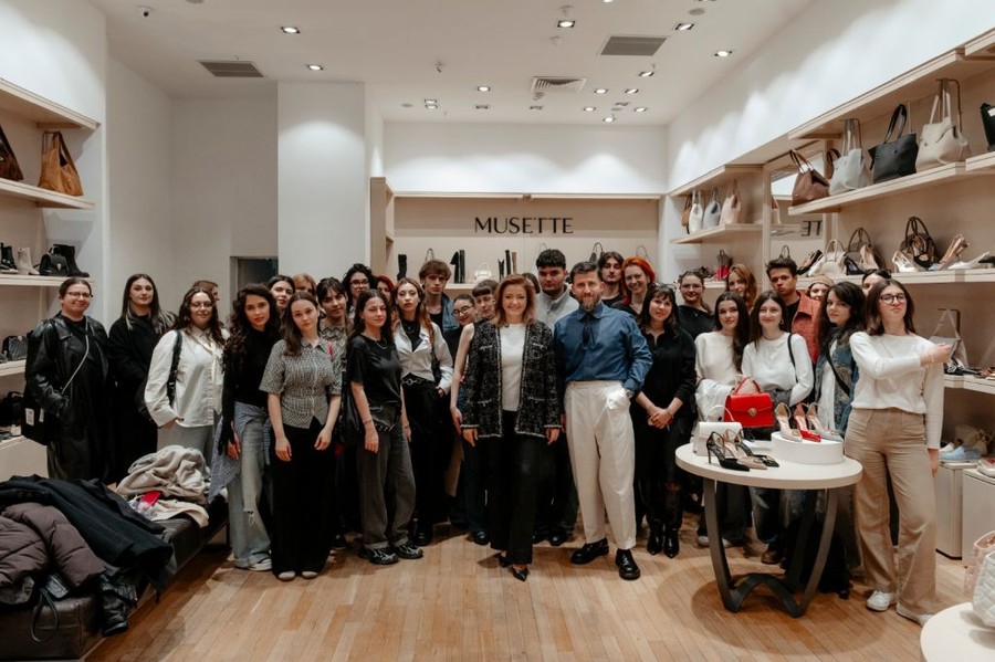 Dalle passerelle alle competenze, la nuova sfida della moda in Romania Dalle passerelle alle competenze, la nuova sfida della moda in Romania