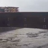 Bomba d’acqua su Firenze, città allagata