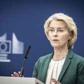 Von der Leyen “Ue e Nato unite, manterranno la pressione sulla Russia” Von der Leyen “Ue e Nato unite, manterranno la pressione sulla Russia”