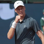 Sinner re a Montecarlo, batte Alcaraz e torna numero 1 del mondo Sinner re a Montecarlo, batte Alcaraz e torna numero 1 del mondo