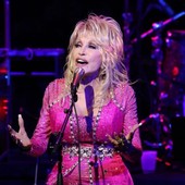 Lutto nella musica, morta a 80 anni la cantante country Dolly Parton Lutto nella musica, morta a 80 anni la cantante country Dolly Parton