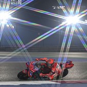 Marc Marquez in pole in Qatar davanti ad Alex, Bagnaia in 4^ fila