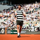 Alcaraz vince il Roland Garros, Sinner ko al super tie-break