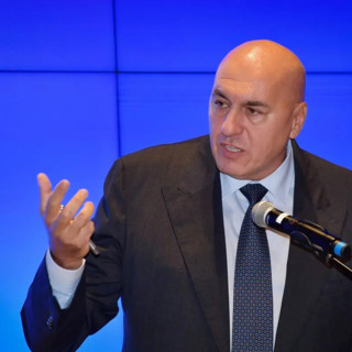 Crosetto “Zelensky sa quale mediazione sarà costretto a siglare”