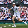 Sinner piega Brooksby in 3 set e vola agli ottavi a Wimbledon